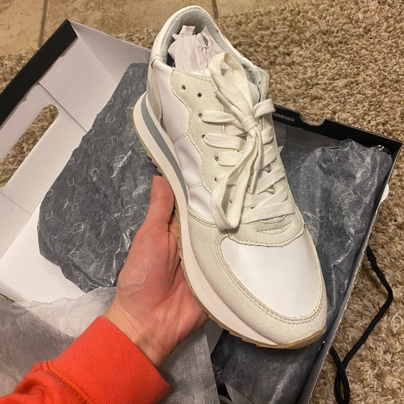 Shu Shop Sneakers - Picture 2 of 7